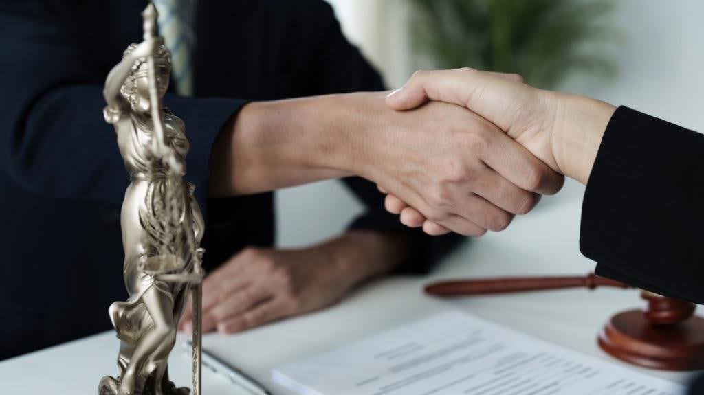 Free tax attorney consultation Tampa FL